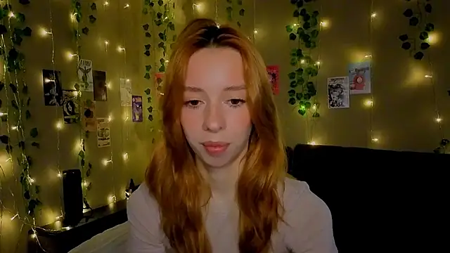 Lori Williams online show from March 26, 3:30 am