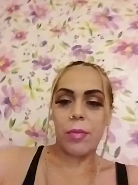 izauri2025 online show from May 24, 5:45 pm