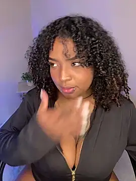 Cristal-Jonnes online show from May 30, 6:33 am