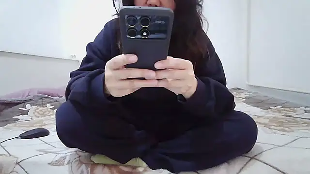 sakuradelreina online show from March 6, 7:58 am