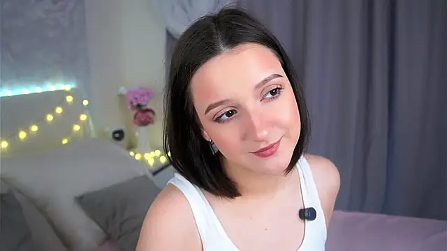 FalineBeacher online show from April 5, 1:48 am