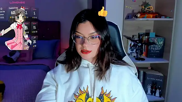 OphelianaRose33 online show from March 24, 10:48 pm