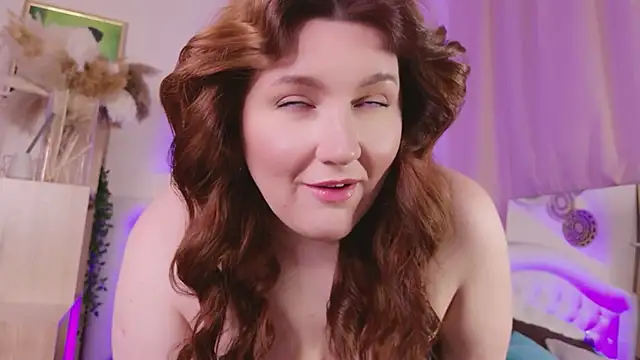 love me  tonight  online show from March 27, 1:29 am