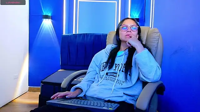 katalina07 1 online show from June 2, 4:52 pm