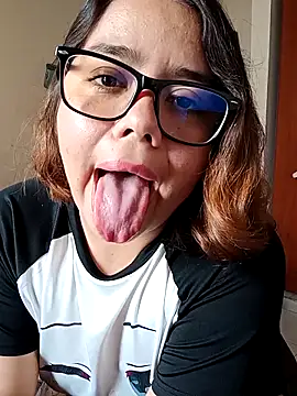 saenz eymi online show from April 2, 5:54 pm