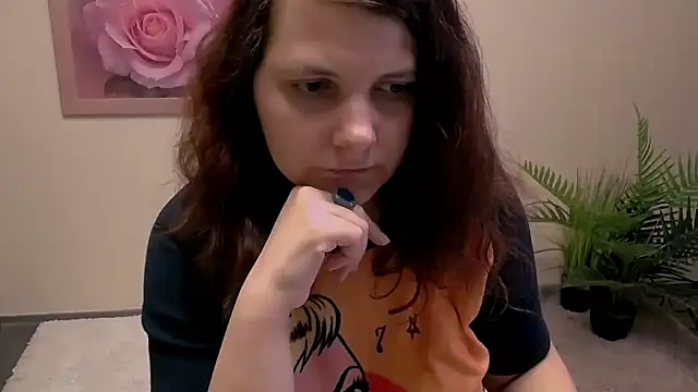 TwoBigSuns online show from June 2, 7:53 am