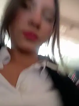 Katie rawwww online show from October 24, 3:30 pm