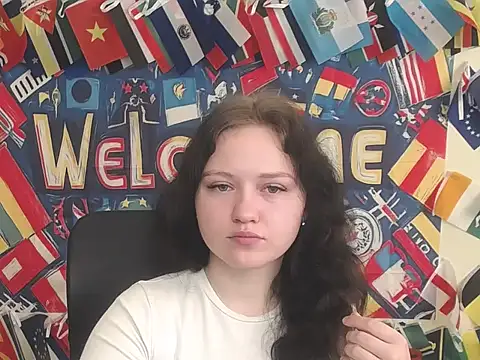 LadyAlice  online show from April 2, 6:11 am