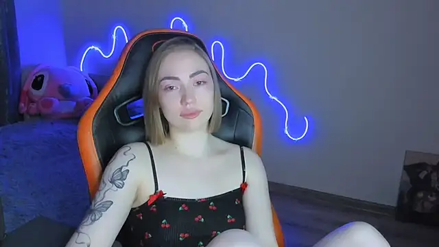 LaraKrein lk online show from April 13, 12:56 am