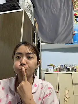 Minee1202 online show from April 2, 2:31 am