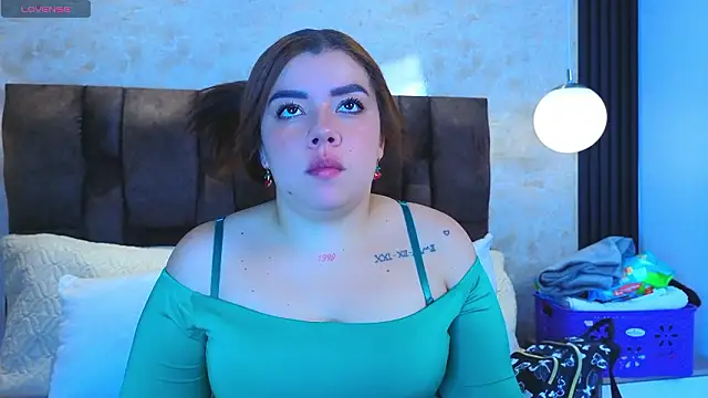 leilapons online show from March 19, 10:25 pm