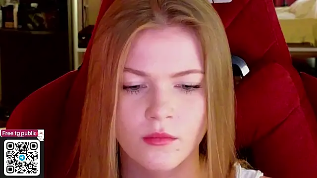 Jenny Skinner20 online show from July 6, 7:16 pm
