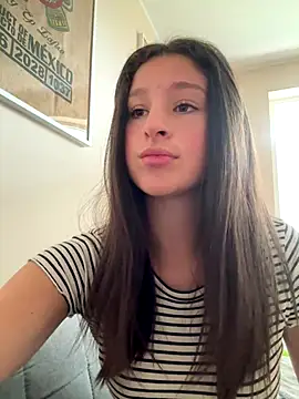 Keri Clark online show from October 5, 12:32 pm