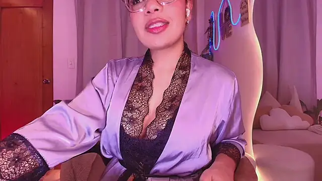 megansan  online show from May 12, 1:40 pm
