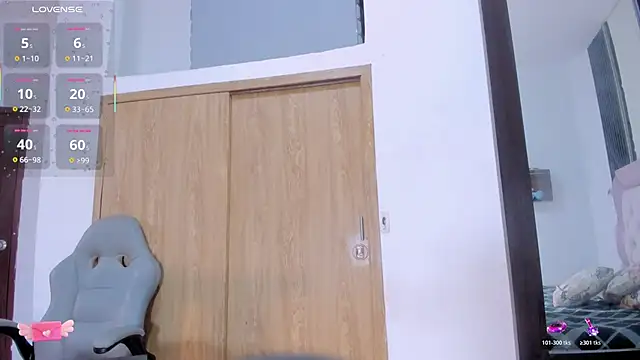 Faver  online show from April 4, 12:15 pm