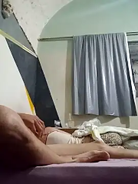 BrenoAvelar online show from April 26, 5:27 am