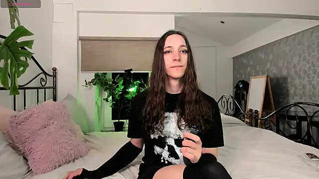 SilverMuse online show from March 15, 8:11 pm