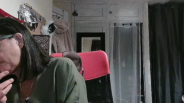 Mistress-Ivy51 online show from October 7, 6:01 pm