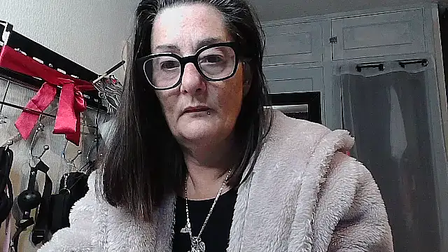 Mistress-Ivy51 online show from October 23, 6:41 am