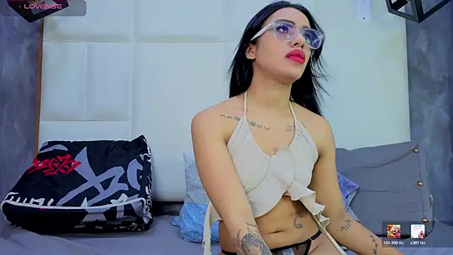 Rachel Donnelly online show from April 19, 11:29 pm