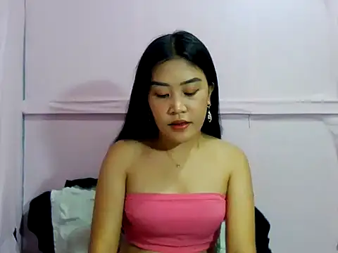 YourWildestDoll online show from April 3, 5:55 pm