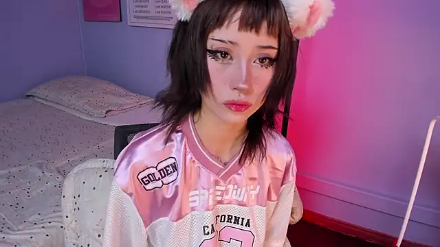 Hannahpage online show from March 3, 12:22 pm