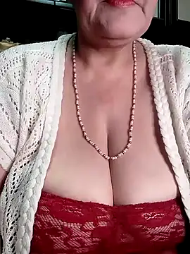 Troiavaca online show from March 16, 8:35 pm