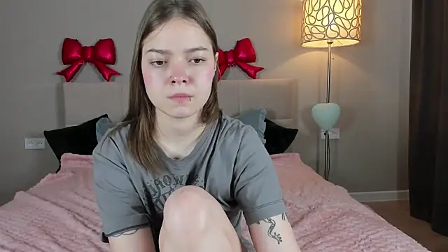 patriciapink online show from March 10, 5:11 am