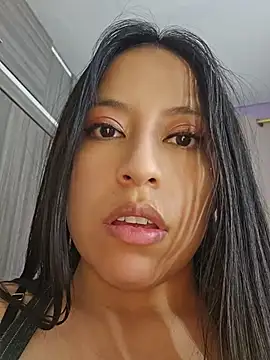 Sashaputa86 online show from July 4, 6:20 am