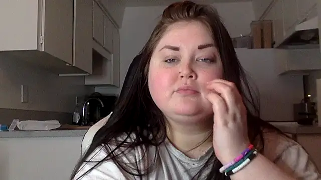 JJbaby1 online show from October 7, 2:21 pm