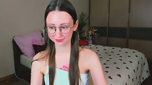 YourLovellyStory online show from April 9, 11:26 am