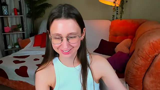 YourLovellyStory online show from May 31, 4:46 pm