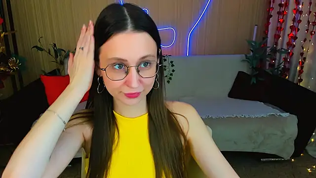 YourLovellyStory online show from March 27, 11:22 am