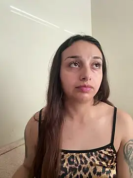 CharmingMaddie online show from May 31, 4:57 pm