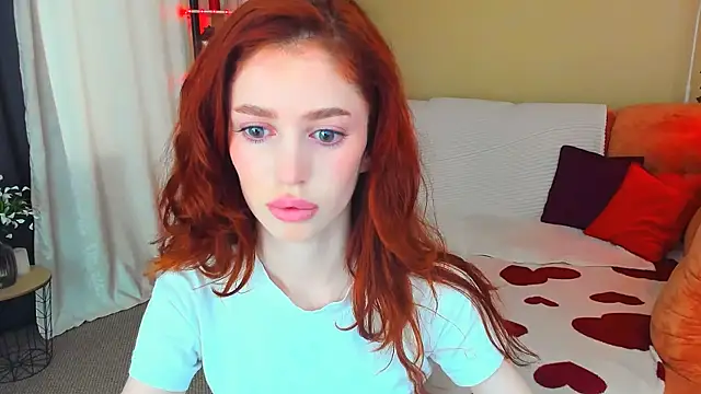 ChristinaConteeree online show from July 6, 11:26 am