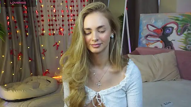 AliciaMellow online show from February 21, 12:28 pm