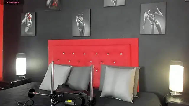 lilyth adam online show from March 24, 8:03 pm