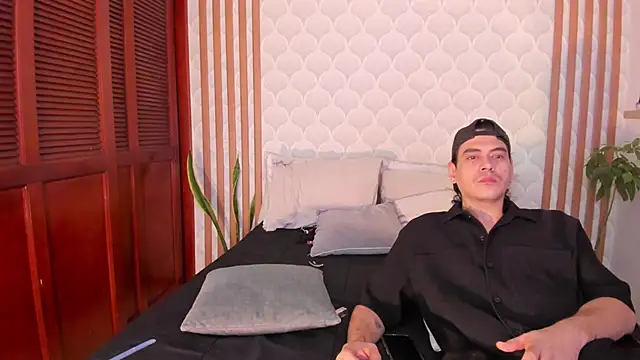 Cristian blaze online show from June 19, 5:27 pm