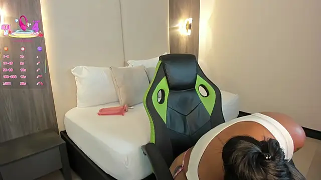 dana daree online show from March 16, 7:07 pm