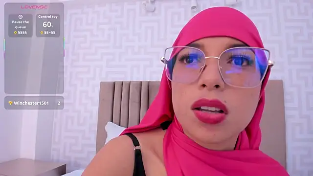 naishaa  online show from March 7, 7:43 pm