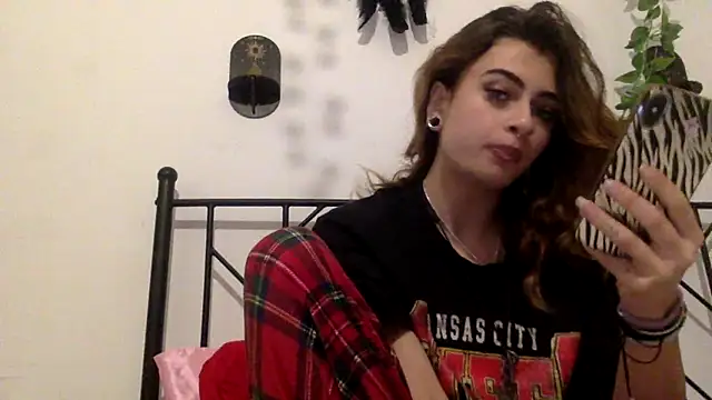 piccolaflo online show from February 9, 5:15 pm