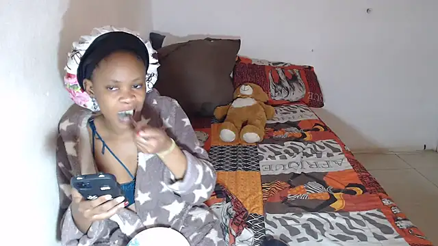 EssenceLovers online show from April 13, 9:43 am