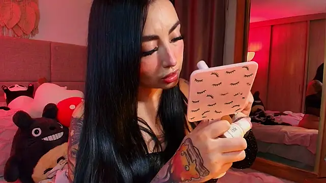 Claiborne Morris online show from April 6, 11:28 pm