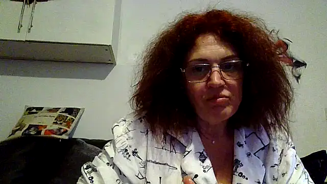 RubyyRosee online show from April 1, 1:52 pm