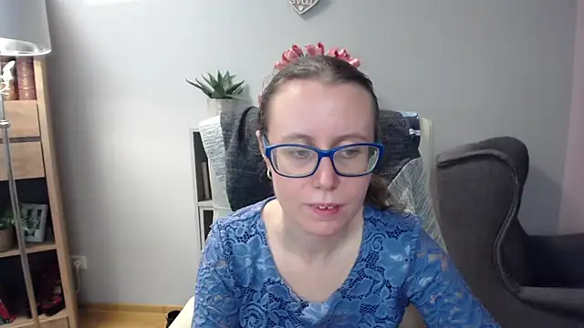 sweetxLizzy online show from April 15, 4:46 am
