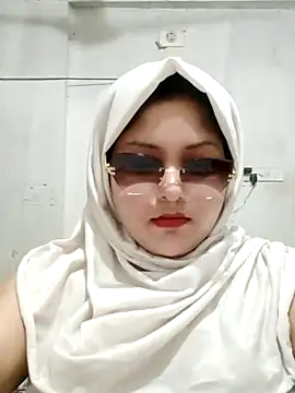 Nusrat-N online show from May 11, 1:57 pm