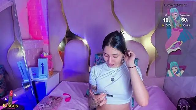 Niina Sissy online show from March 15, 4:58 am