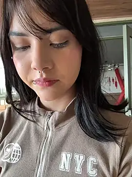 TatiLee online show from June 25, 4:41 pm