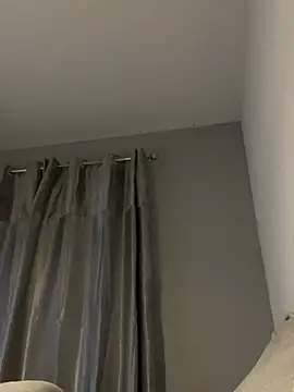 LollyLove  online show from April 3, 8:18 pm