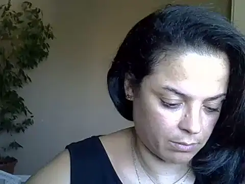 ITALIANASISIXX online show from July 30, 1:23 pm